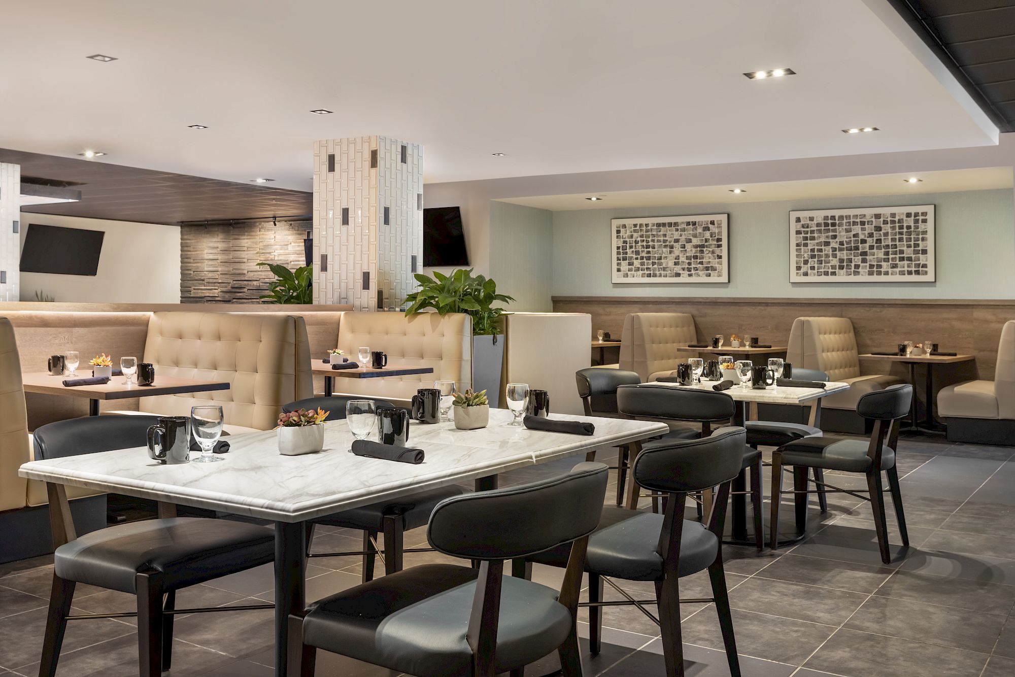 Photo Gallery The Landing Restaurant + Bar